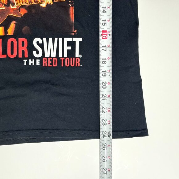 Taylor Swift Red Tour 2013 Black Concert T-Shirt w/ Tour Dates Gildan Guitar - Picture 8 of 8